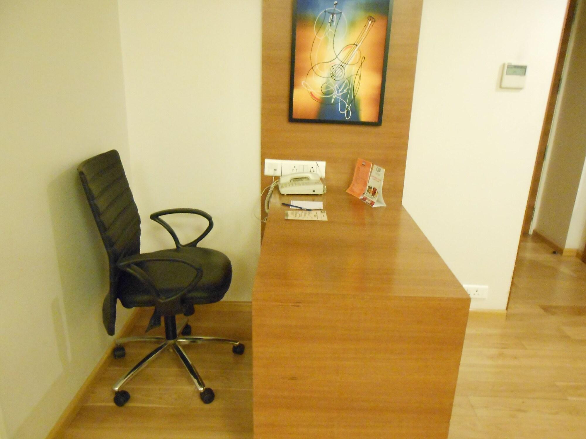 Noorya Business & Banquet Hotel Pimpri-Chinchwad Eksteriør bilde