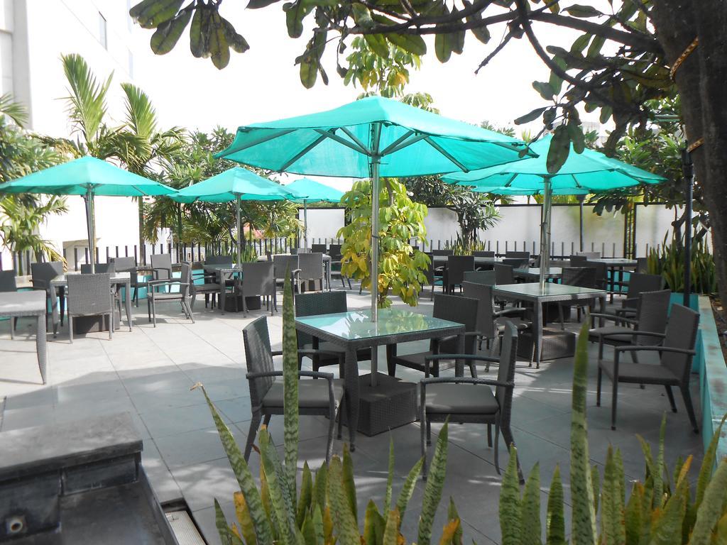 Noorya Business & Banquet Hotel Pimpri-Chinchwad Eksteriør bilde