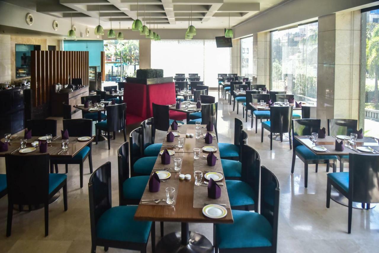 Noorya Business & Banquet Hotel Pimpri-Chinchwad Eksteriør bilde